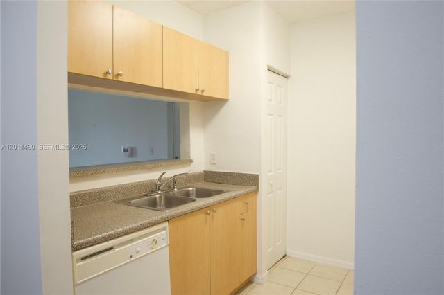 2440 E Preserve Way 102, Miramar, FL 33025