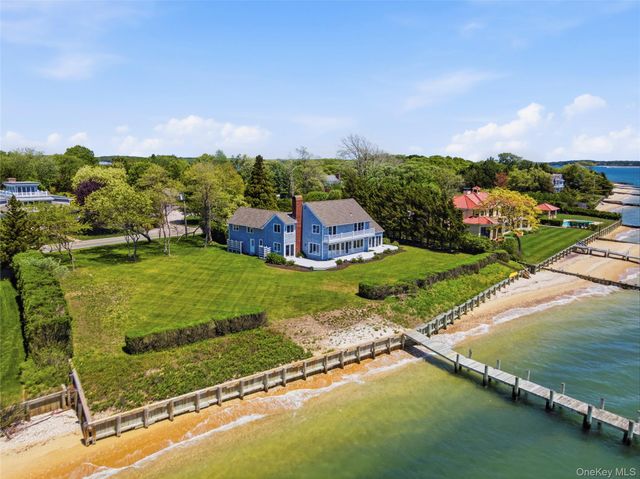 90 Peconic Avenue, Shelter Island, NY 11964