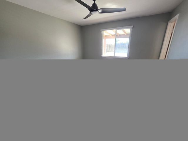 14011 N 38th Place, Phoenix, AZ 85032