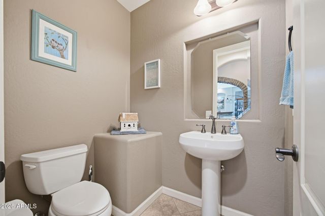 2601 S ROANOKE Street, Gilbert, AZ 85295