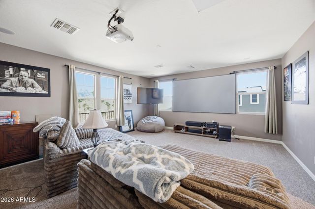 2601 S ROANOKE Street, Gilbert, AZ 85295