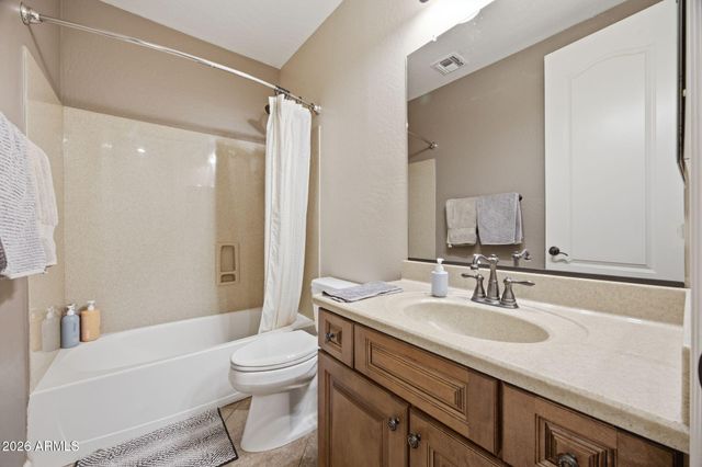2601 S ROANOKE Street, Gilbert, AZ 85295