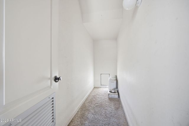 2601 S ROANOKE Street, Gilbert, AZ 85295
