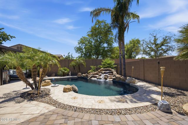 2601 S ROANOKE Street, Gilbert, AZ 85295