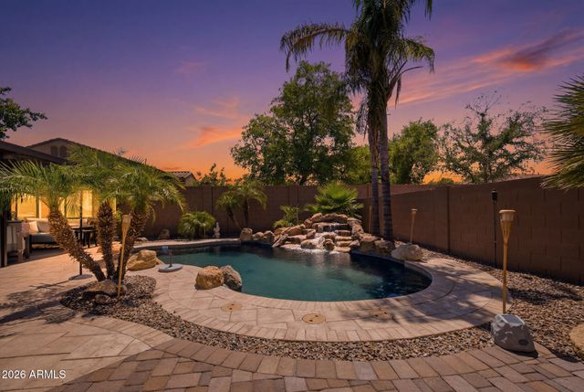 2601 S ROANOKE Street, Gilbert, AZ 85295