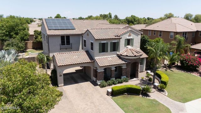 2601 S ROANOKE Street, Gilbert, AZ 85295