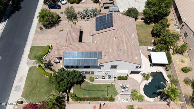 2601 S ROANOKE Street, Gilbert, AZ 85295