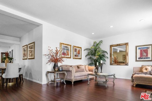 308 W Ellis Avenue, Inglewood, CA 90302