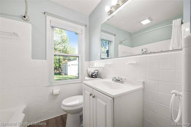 11016 Arden Street, Livonia, MI 48150