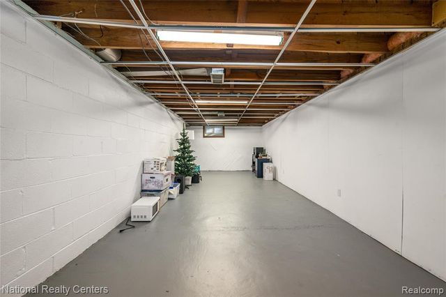 11016 Arden Street, Livonia, MI 48150