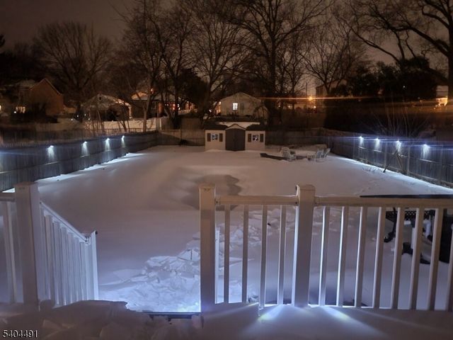 92 Oak St, Bridgewater Twp., NJ 08807