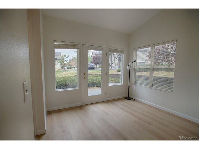 18201 E Greenwood Dr A, Aurora, CO 80013