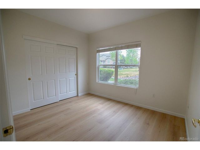 18201 E Greenwood Dr A, Aurora, CO 80013