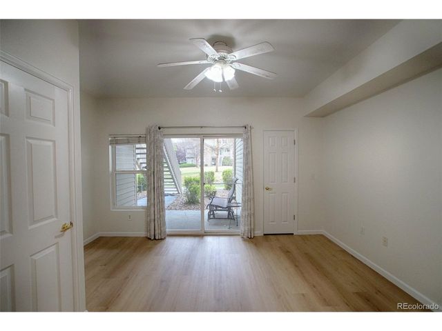 18201 E Greenwood Dr A, Aurora, CO 80013