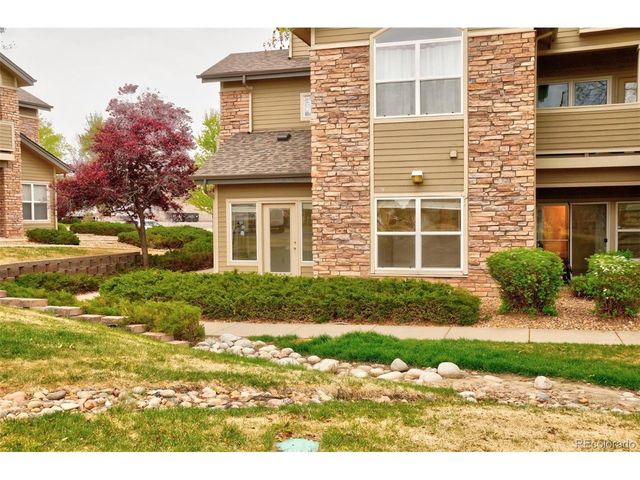 18201 E Greenwood Dr A, Aurora, CO 80013