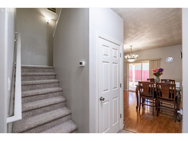 4199 GERANIUM Loop, Salem, OR 97305