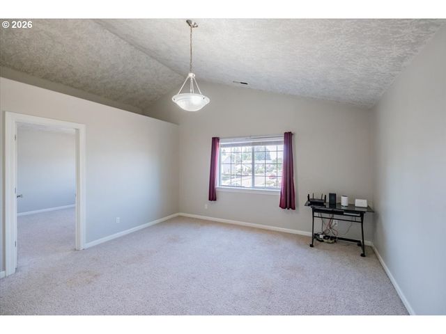 4199 GERANIUM Loop, Salem, OR 97305