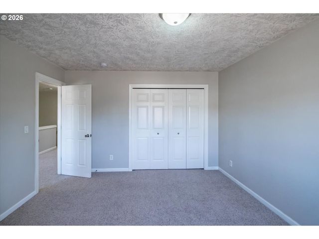 4199 GERANIUM Loop, Salem, OR 97305