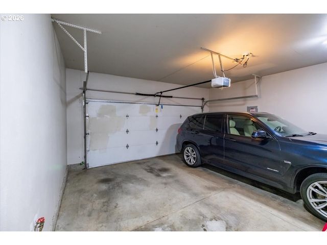 4199 GERANIUM Loop, Salem, OR 97305
