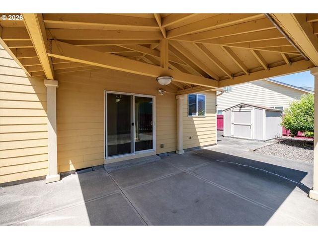 4199 GERANIUM Loop, Salem, OR 97305