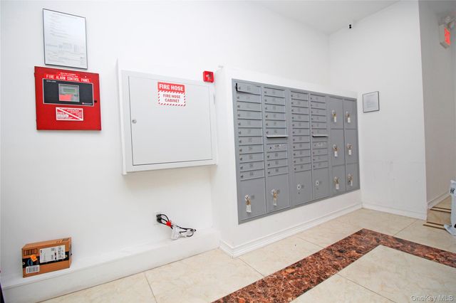 13450 Blossom Avenue 5E, Flushing, NY 11355