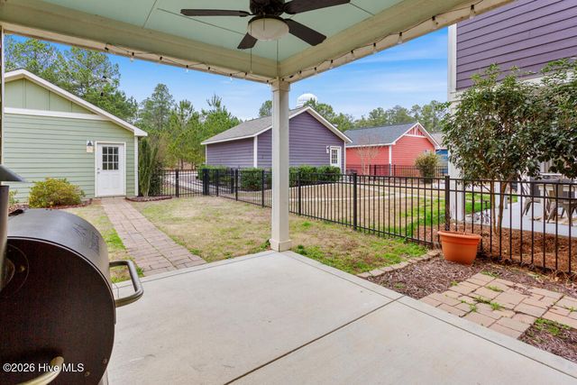 253 Legacy Lakes Way, Aberdeen, NC 28315