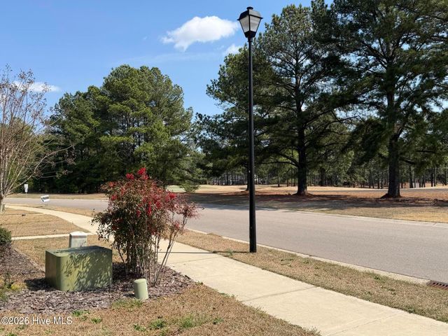 253 Legacy Lakes Way, Aberdeen, NC 28315