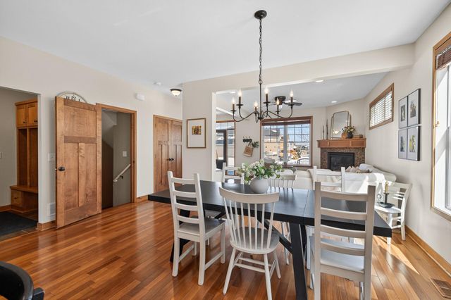 15692 Enfield Avenue N, Hugo, MN 55038