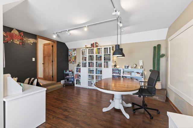 15692 Enfield Avenue N, Hugo, MN 55038