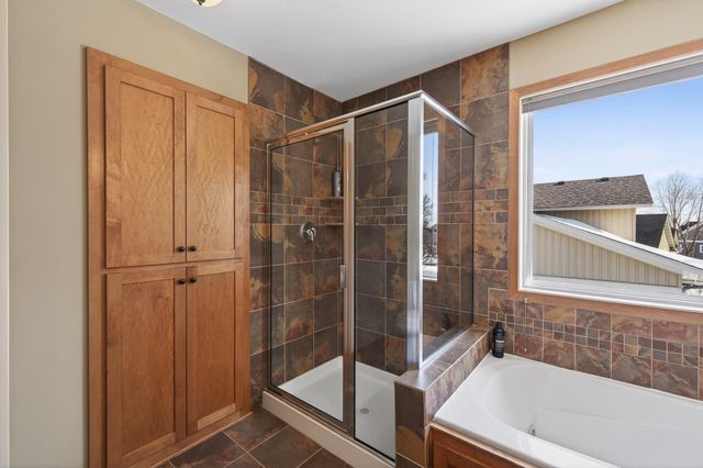 15692 Enfield Avenue N, Hugo, MN 55038