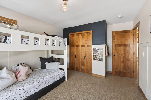 15692 Enfield Avenue N, Hugo, MN 55038