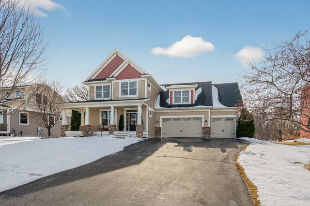 15692 Enfield Avenue N, Hugo, MN 55038