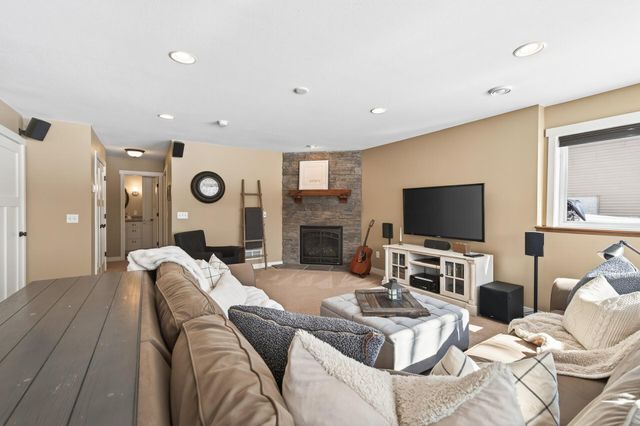 15692 Enfield Avenue N, Hugo, MN 55038