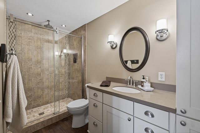 15692 Enfield Avenue N, Hugo, MN 55038