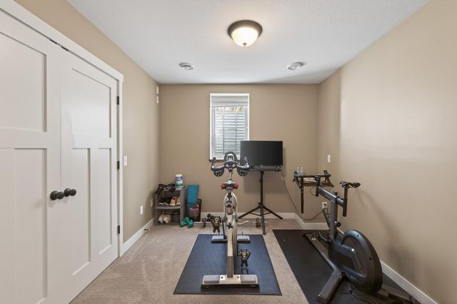 15692 Enfield Avenue N, Hugo, MN 55038