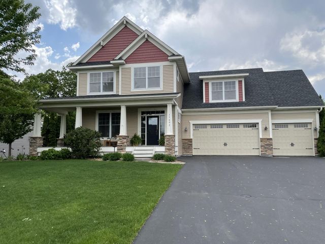 15692 Enfield Avenue N, Hugo, MN 55038