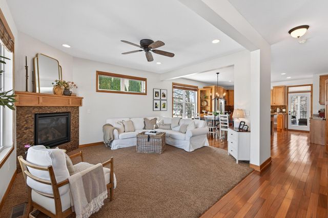 15692 Enfield Avenue N, Hugo, MN 55038