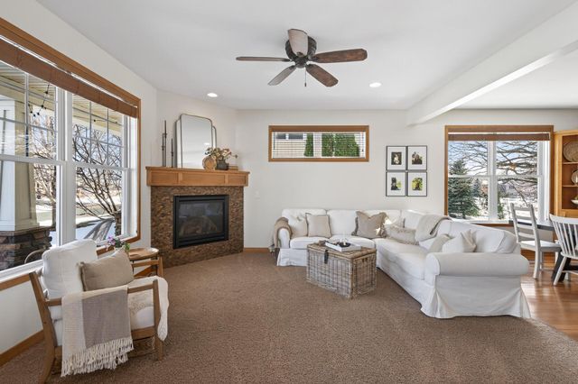 15692 Enfield Avenue N, Hugo, MN 55038