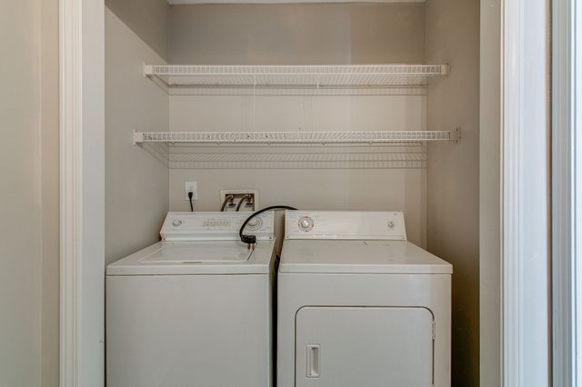1244 Parkway Pl Apt C, Clarksville, TN 37042