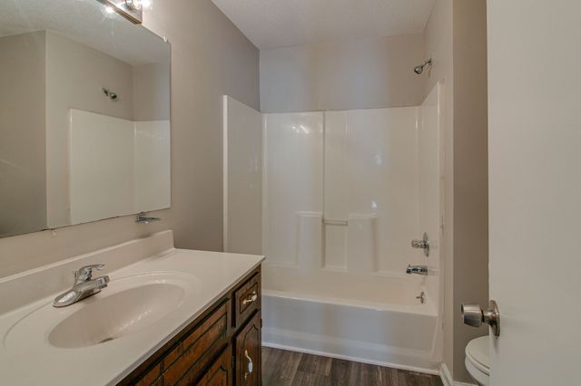1244 Parkway Pl Apt C, Clarksville, TN 37042
