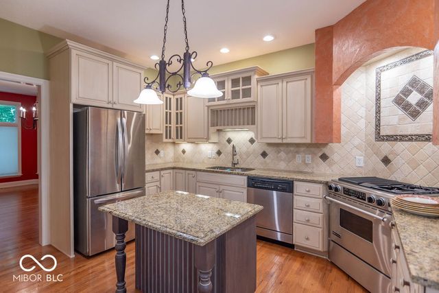 8620 Auburn Ridge, Martinsville, IN 46151