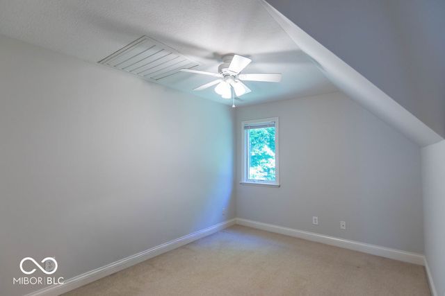 8620 Auburn Ridge, Martinsville, IN 46151