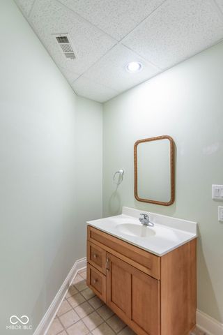 8620 Auburn Ridge, Martinsville, IN 46151