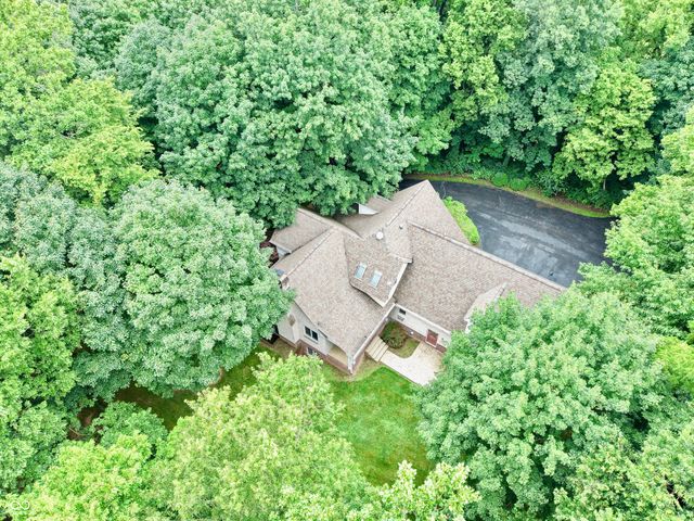 8620 Auburn Ridge, Martinsville, IN 46151