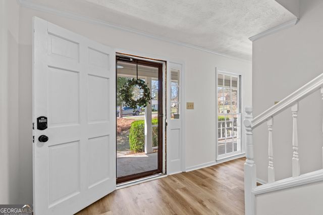 6806 Bay Point Drive, Macon, GA 31220