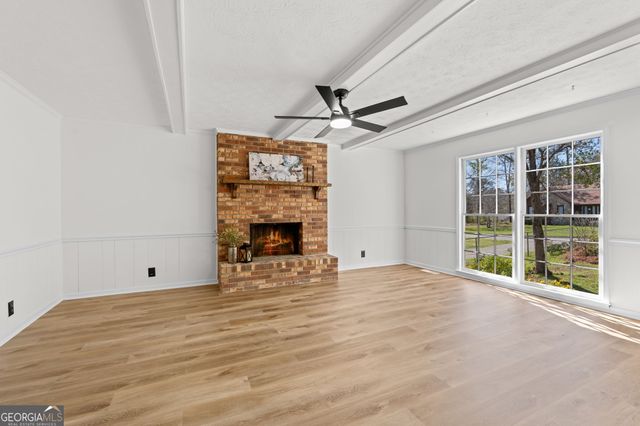 6806 Bay Point Drive, Macon, GA 31220