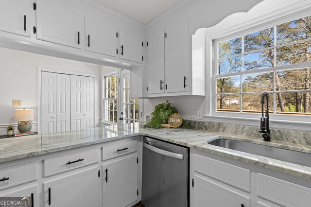 6806 Bay Point Drive, Macon, GA 31220