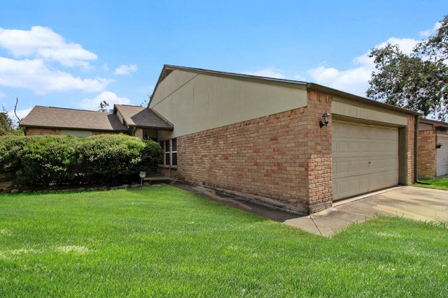 5026 Spring Forest Drive, Houston, TX 77091