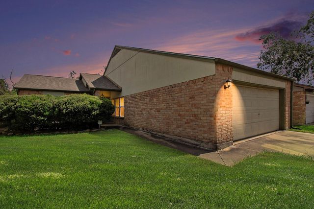 5026 Spring Forest Drive, Houston, TX 77091
