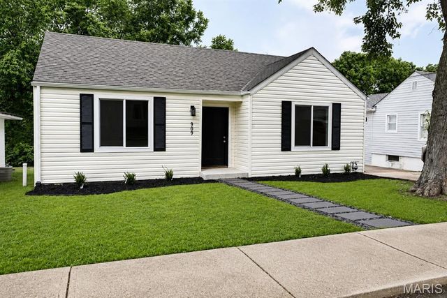 909 Valentine Street, Festus, MO 63028